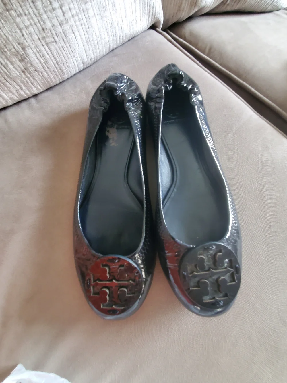Tory Burch Black Patent Logo Round-Toe Ballet Flats Sz 10